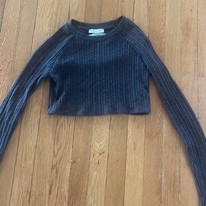 Urban outfitters cropped long sleeve shirt